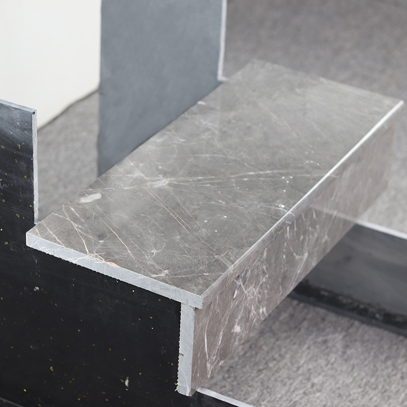 Progettazione moderna dell'interno Grey Stair Slab della scala di punti del pavimento di marmo naturale della parete di pietra