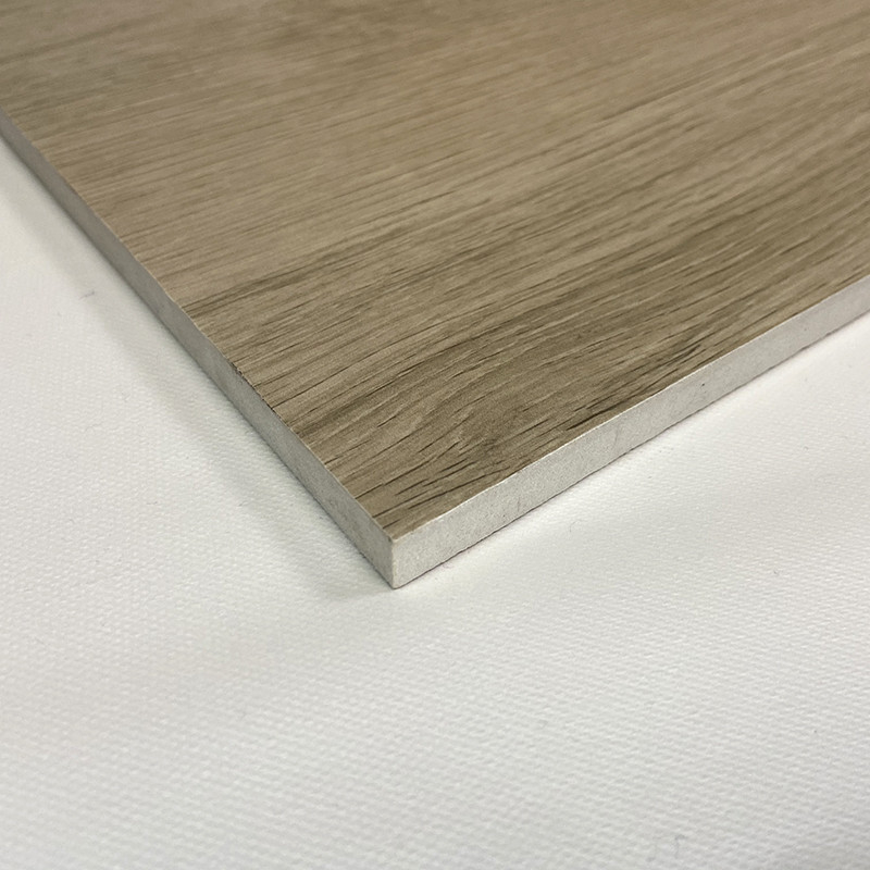 modo di legno di Brown del bagno della decorazione delle piastrelle per pavimento della porcellana di effetto di 200*1000mm