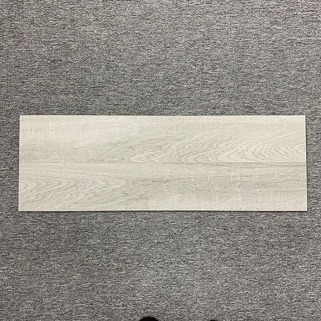 Imitazione di legno solida strutturare le piastrelle per pavimento rustiche di legno Matte Finished della porcellana interna