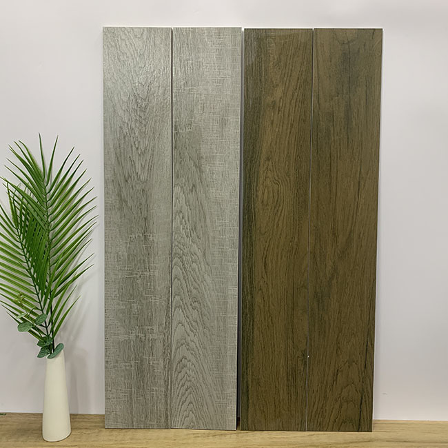 Slittamento del corpo di superficie ruvida anti della porcellana di legno delle piastrelle per pavimento piene di effetto resistente all'uso