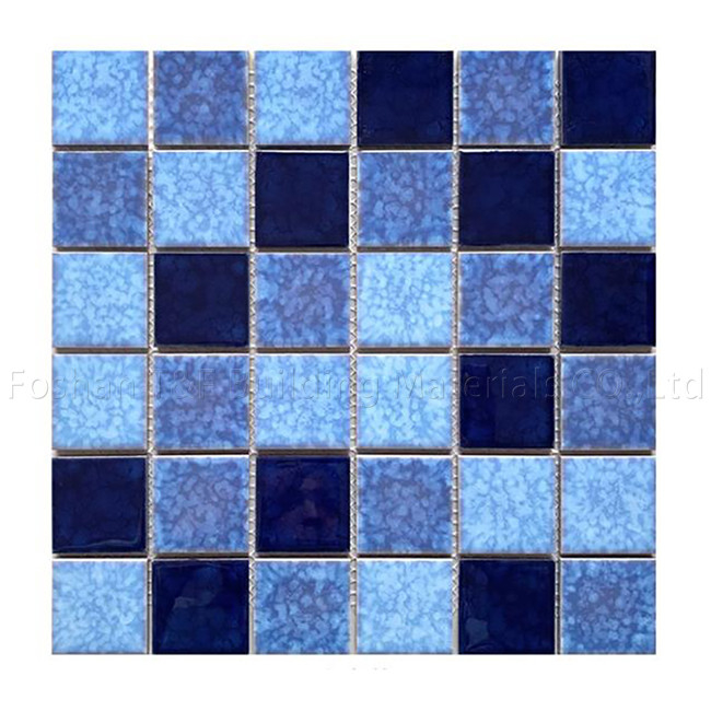 Piscina quadrata mosaico piastrelle piscine interne pesce ceramica paesaggio esterno parete terra blu