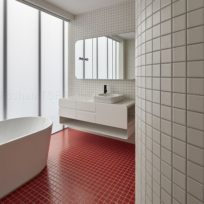 Piscina quadrata mosaico piastrelle piscine interne pesce ceramica paesaggio esterno parete terra blu