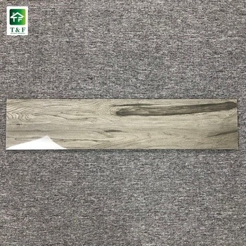 Decorazione all'aperto della porcellana di lucentezza di spessore di legno di superficie delle piastrelle per pavimento 10mm